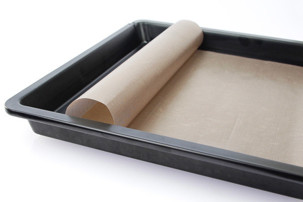 Fırın yemeklerinin olmazsa olması pişirme kağıdının bu özelliklerini duyunca şaşırıp kalacaksınız - Resim: 0