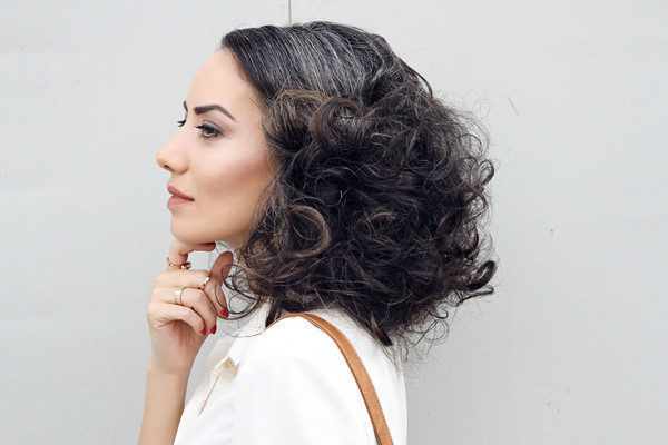 Saçlarınız beyazlıyorsa dikkat! Bu besinler sizin için hayati önem taşıyor - Resim: 1