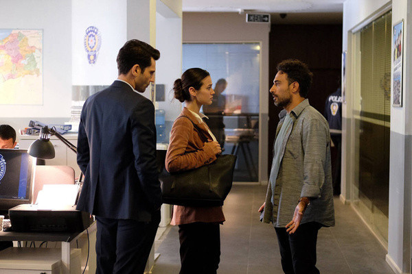 Kanal D ekranlarının en sevilen dizisi Yargı, bu akşam yeni sezonunun ilk bölümüyle gümbür gümbür geliyor! - Resim: 1