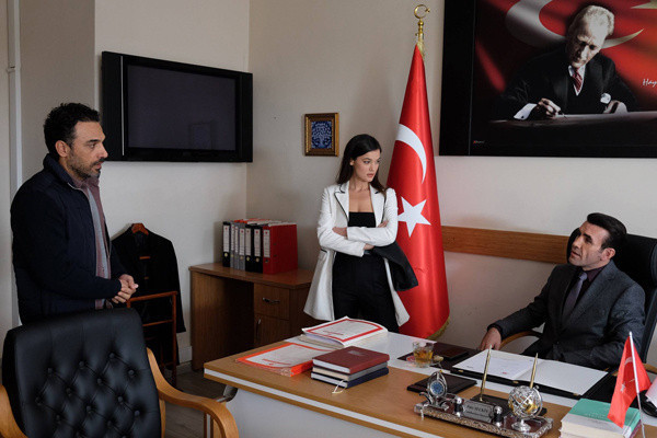 Kanal D ekranlarının en sevilen dizisi Yargı, bu akşam yeni sezonunun ilk bölümüyle gümbür gümbür geliyor! - Resim: 2