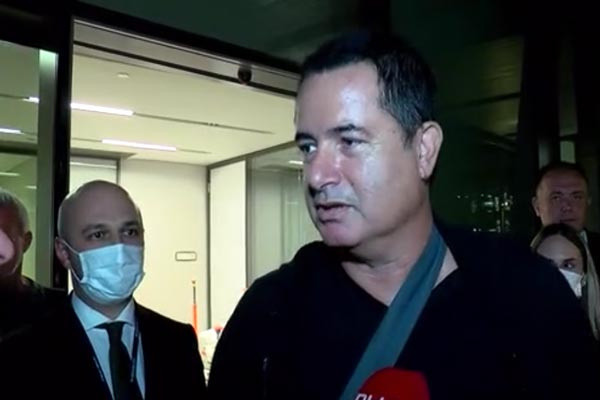 Kızıyla birlikte motoruyla kaza geçiren Acun Ilıcalı'nın hastaneden ilk görüntüleri ortaya çıktı! İlk açıklama geldi - Resim: 1