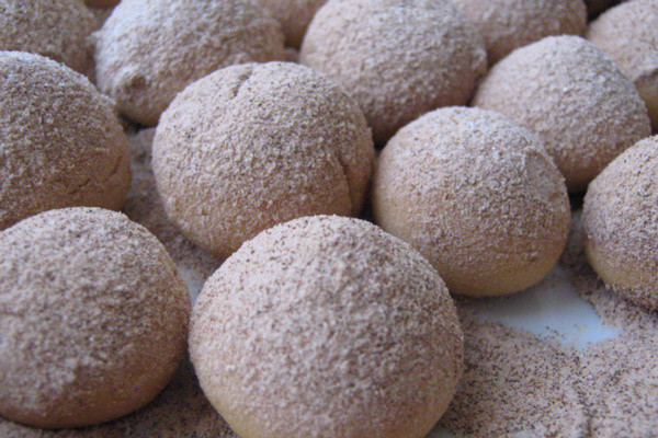 Kendine has kokusuyla herkesi cezbedecek bir kurabiye tarifi arıyorsanız yaklaşın! Tarçınlı un kurabiyesi... - Resim: 0