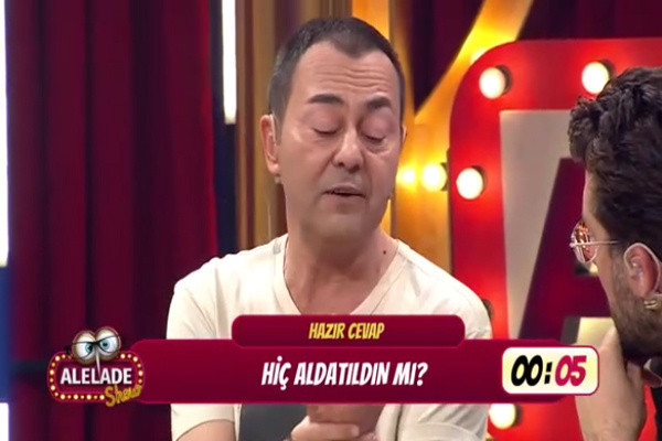 Şarkıcı Serdar Ortaç o yazılanları okuyunca aldatıldığını öğrendi, dünyası başına yıkıldı! - Resim: 1