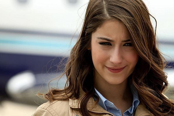 Hazal Kaya'dan yeni dizi müjdesi - Resim: 3