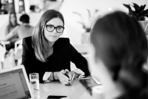 Ukrayna 24 yaşındaki bakan yardımcısını konuşuyor - Resim: 4