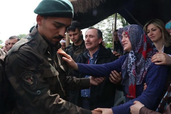 Özel harekat polisinin koluna yazdığı ayet! - Resim: 2