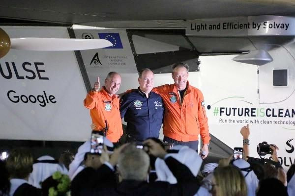 Tek damla yakıt harcamadan dünyayı turladı - Resim: 1