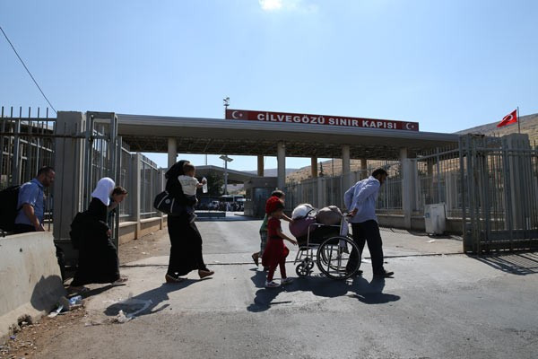 Suriyeliler akın akın memleketlerine gidiyor - Resim: 2