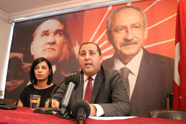 CHP'nin tanıtım toplantısında korku dolu anlar! - Resim: 2