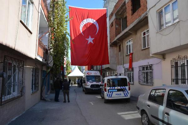Henüz 2 aylık askerdi acı haberi kor gibi düştü - Resim: 2
