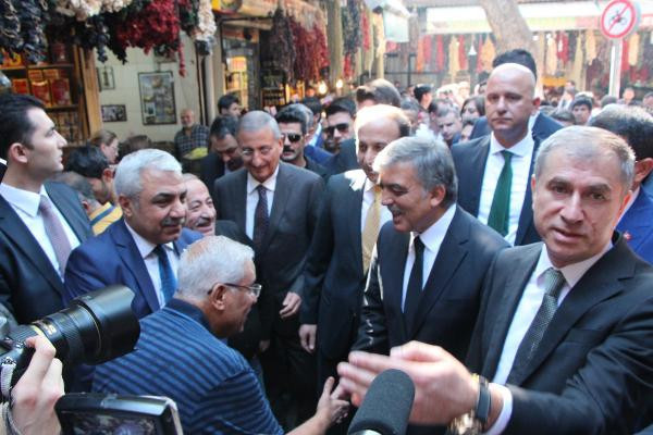Abdullah Gül poşuyu taktı mırra içip keyif yaptı - Resim: 2