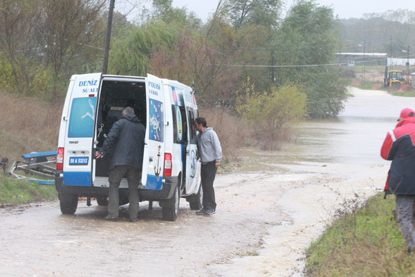 Tekirdağ'da askeri araç sele kapıldı: 1 asker kayıp - Resim: 4