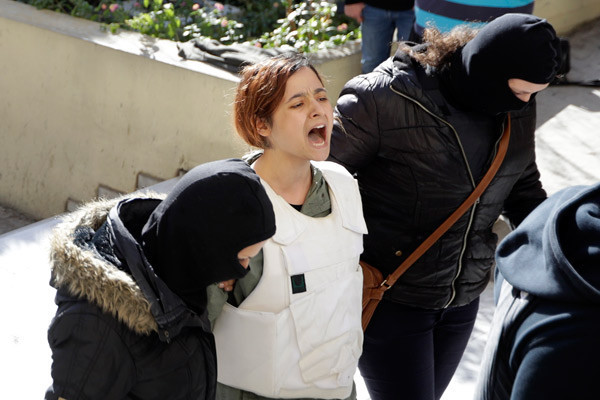 Erdoğan'ın ziyareti öncesi mahkemeye böyle getirildiler! - Resim: 1