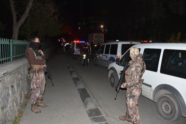 İstanbul'da silahlı çatışma: Çok sayıda yaralı var! - Resim: 2