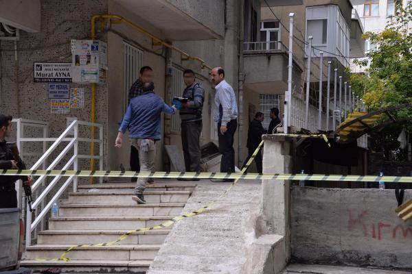 Çocuklarının gözü önünde feci olay! - Resim: 2