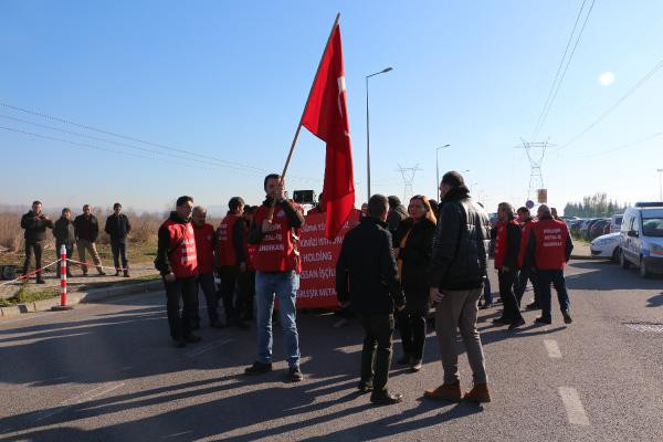 Eyleme damga vuran kare! Polis yaralı işçinin omzuna girdi - Resim: 1