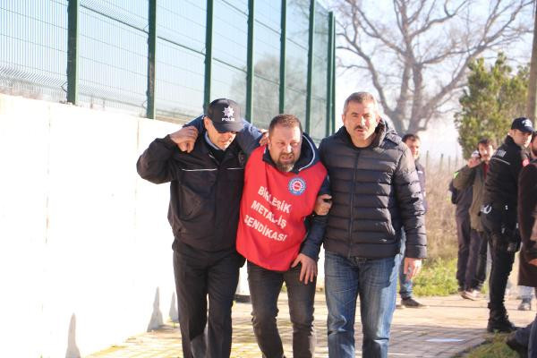 Eyleme damga vuran kare! Polis yaralı işçinin omzuna girdi - Resim: 4