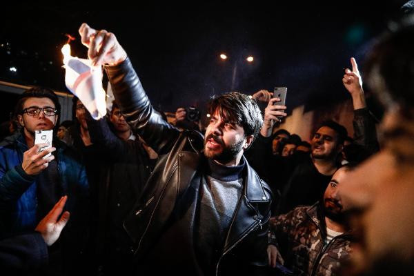 ABD Başkonsolosluğu önünde 'Kudüs kararı' protestosu - Resim: 1