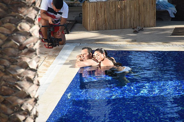 Rafet El Roman'ın bu görüntüleri çok konuşulacak! Ne yaptın böyle - Resim: 3