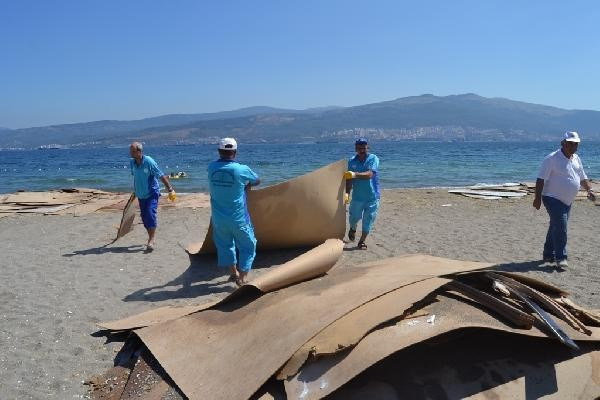 Görülmemiş olay! Gemlik'te denizi suntalar bastı - Resim: 3