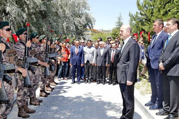 Bakan Soylu'yu böyle karşıladılar dikkat çeken namlu detayı - Resim: 2