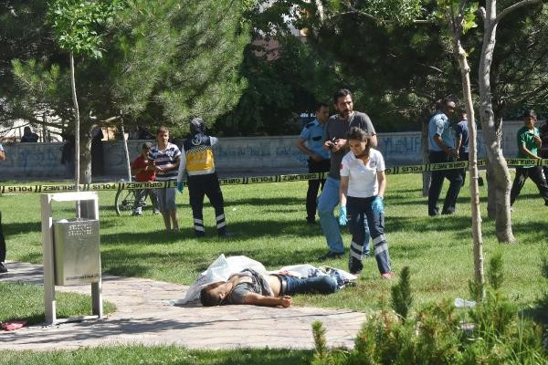 Kocasını parka çağırıp 'karını boşa ben alacağım' deyince... - Resim: 3