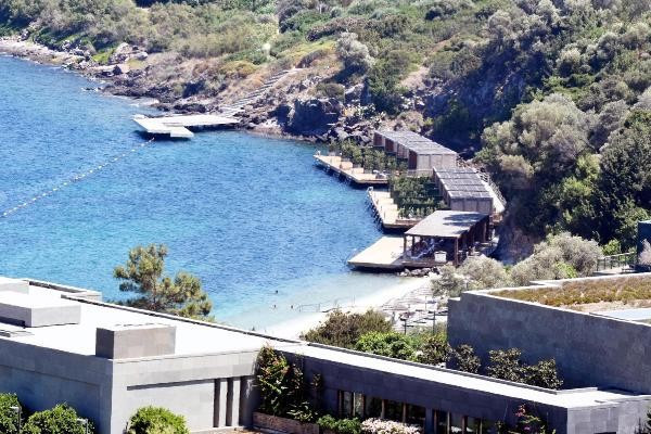 Suudi Prens ailesi ile sahili kapattı üstsüz tur attı - Resim: 3