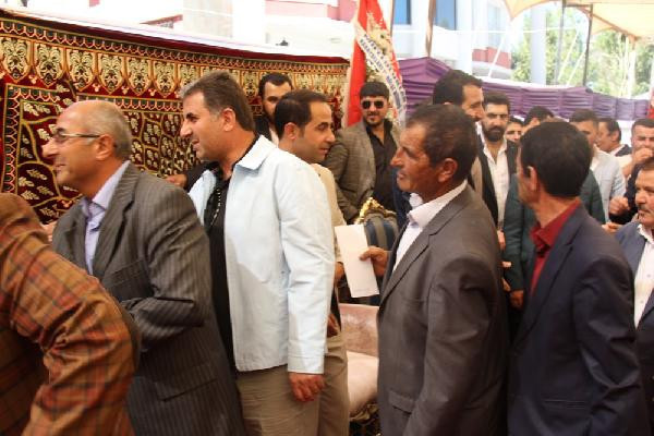 Gelinin bileklerinde yer kalmayınca bilezikler beline takıldı - Resim: 4