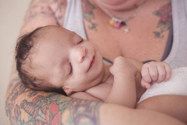 Aile bebeği görünce hastaneden kaçtılar bir de sonra olanlara bakın - Resim: 4