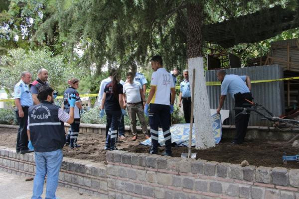 Manisa'da 'bebek cesedi' paniği! - Resim: 4