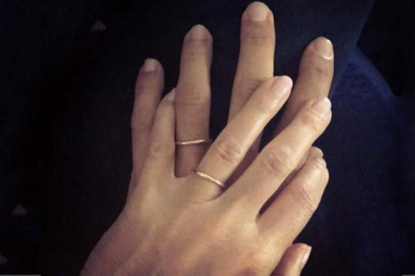 Dünyaca ünlü oyuncu evlendiğini sosyal medyadan duyurdu - Resim: 3