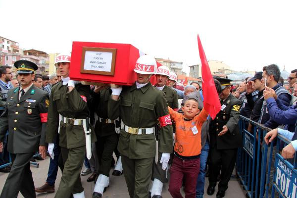 Yürek yakan o an: Dayımın intikamını alacağım - Resim: 1