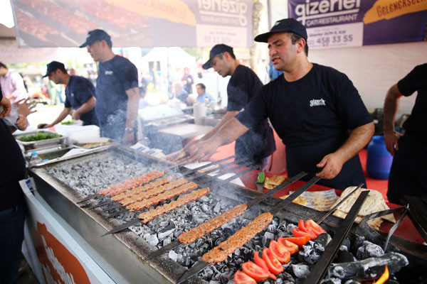 Duyan oraya koştu! Neredeyse kapanın elinde kaldı - Resim: 2