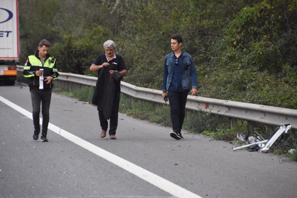 Feci kaza: TIR'ın çarptığı araç 30 metre sürüklendi! - Resim: 2