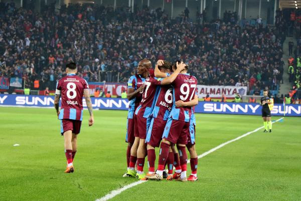 Trabzon basını zaferi böyle kutladı: Bundan sonra size uyku yok - Resim: 3