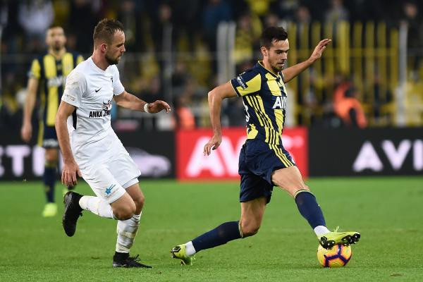 Hüsran sonrası olay sözler: Atamayan santrafor tutamayan kaleci - Resim: 1