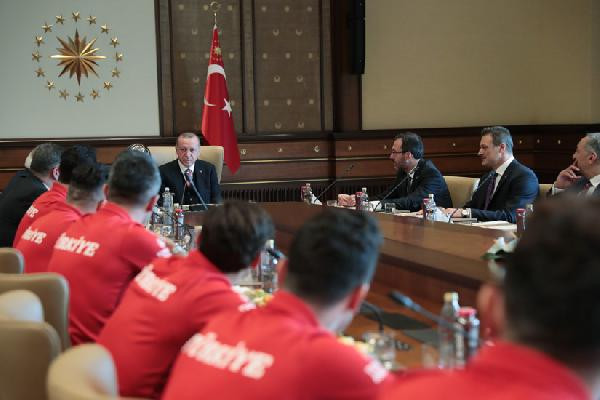 Erdoğan, Ampute Futbol Milli Takımı'nı kabul etti - Resim: 4