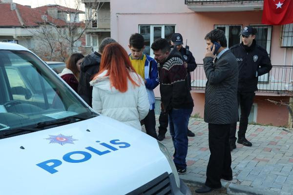 Lisede dehşet: 'Yan bakma' kavgası kanlı bitti! - Resim: 1