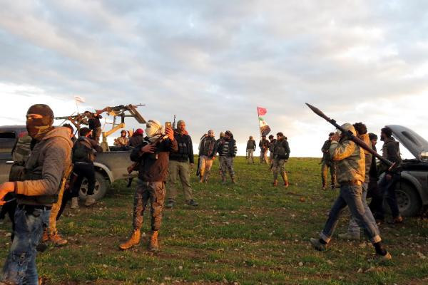 Cerablus’ta ÖSO hareketliliği! Ağır silahlarla... - Resim: 3