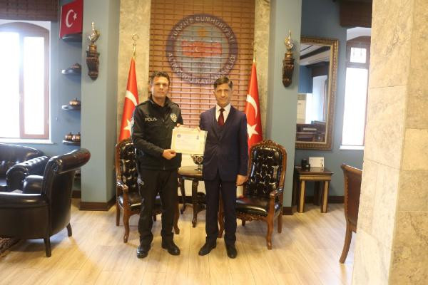 İnanılmaz olay! Pencereden atlayan kadını... - Resim: 3