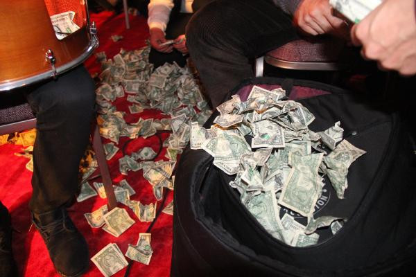 Aşiret düğününde gelini altına boğdular!  - Resim: 3