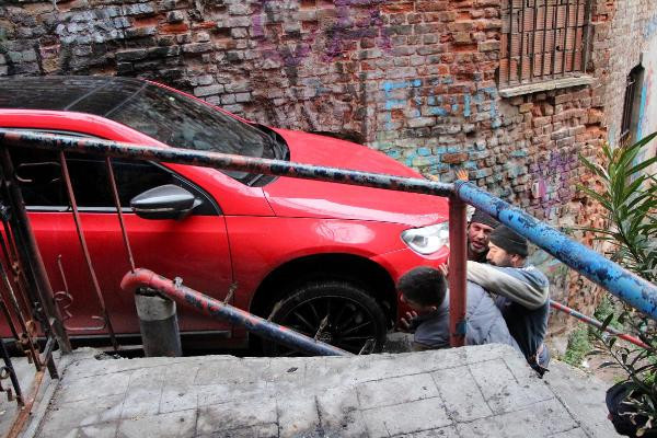 Beyoğlu'nda inanılmaz olay! Yaptığı şeye bak... - Resim: 4