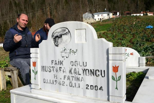 Yüz yıllık vasiyet geleneği! Mezar taşlarına bakın ne yapıyorlar? - Resim: 2