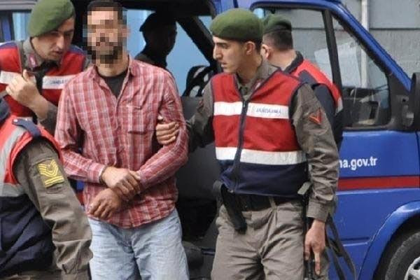 Eğlence vahşete dönüştü! Genç adama tecavüz edip videoya çekmişler - Resim: 1