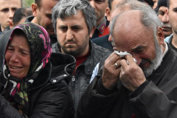 5 ilde şehitlere veda! Gözyaşları sel oldu - Resim: 3