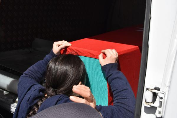 Şehit cenazesinde yürek yakan feryat: Neden bizi bırakıp gittin - Resim: 2