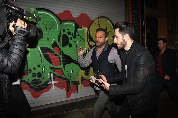 Gonca Vuslateri yeni aşkıyla sobelendi! Kameraları görünce paniğe kapıldı - Resim: 4