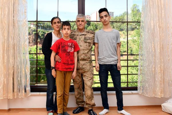 Jandarma Genel Komutanı'ndan 35 yıllık vefa! - Resim: 3