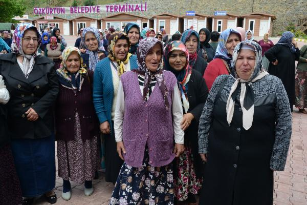 4 oğlunu birden kaybetti! - Resim: 1