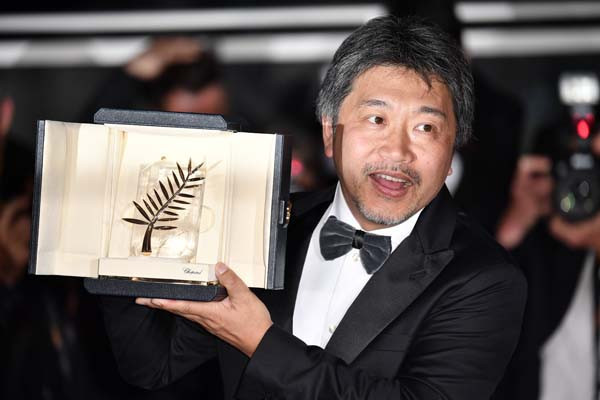 Cannes'e damga vurdu! sahneye çıktı ve 'tecavüze uğradım' dedi... - Resim: 1